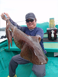 デカイカ　3,670グラム