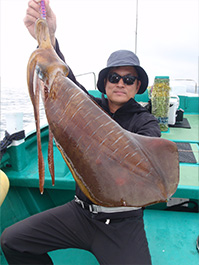 デカイカ　3,340グラム