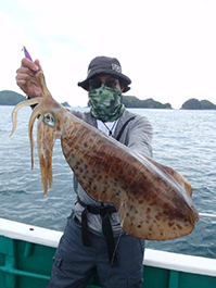 デカイカ　3,500グラム