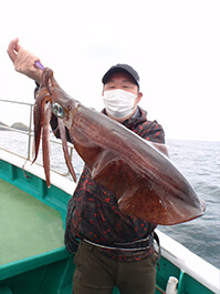 デカイカ　3,200グラム