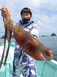 デカイカ　3,050グラム